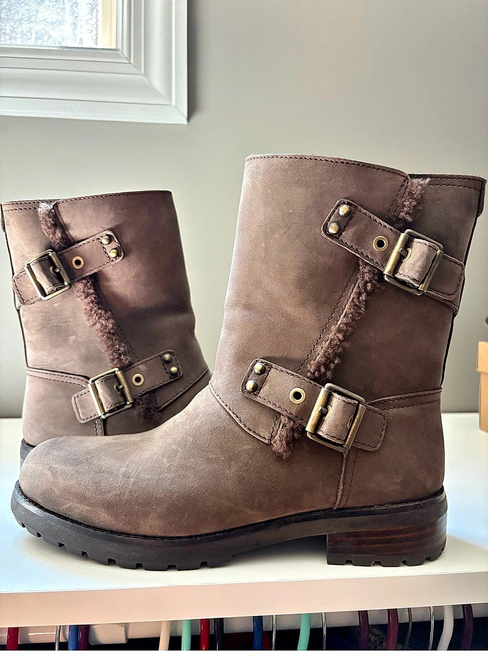 UGG Gogy Clogy Brown Buckle Boots US 9